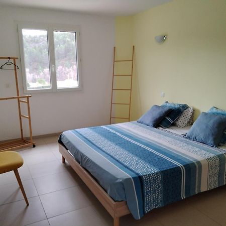 Chez Edgi Bed & Breakfast Buis-les-Baronnies Bagian luar foto